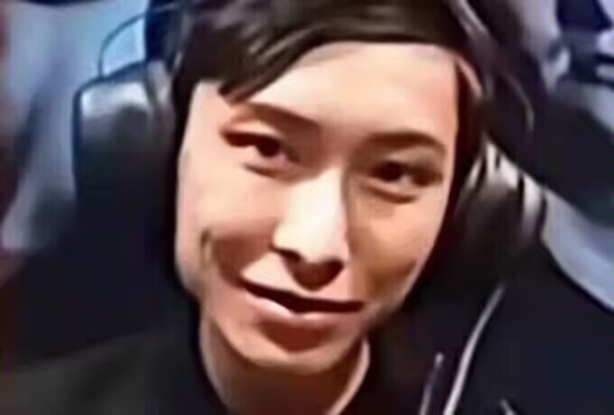 喜欢看小说的人的头像-萌玩ACG